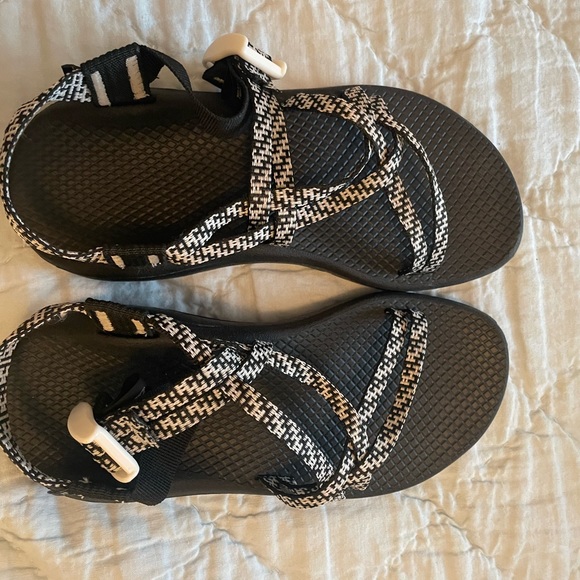 Chaco Shoes - Womens chacos size 6